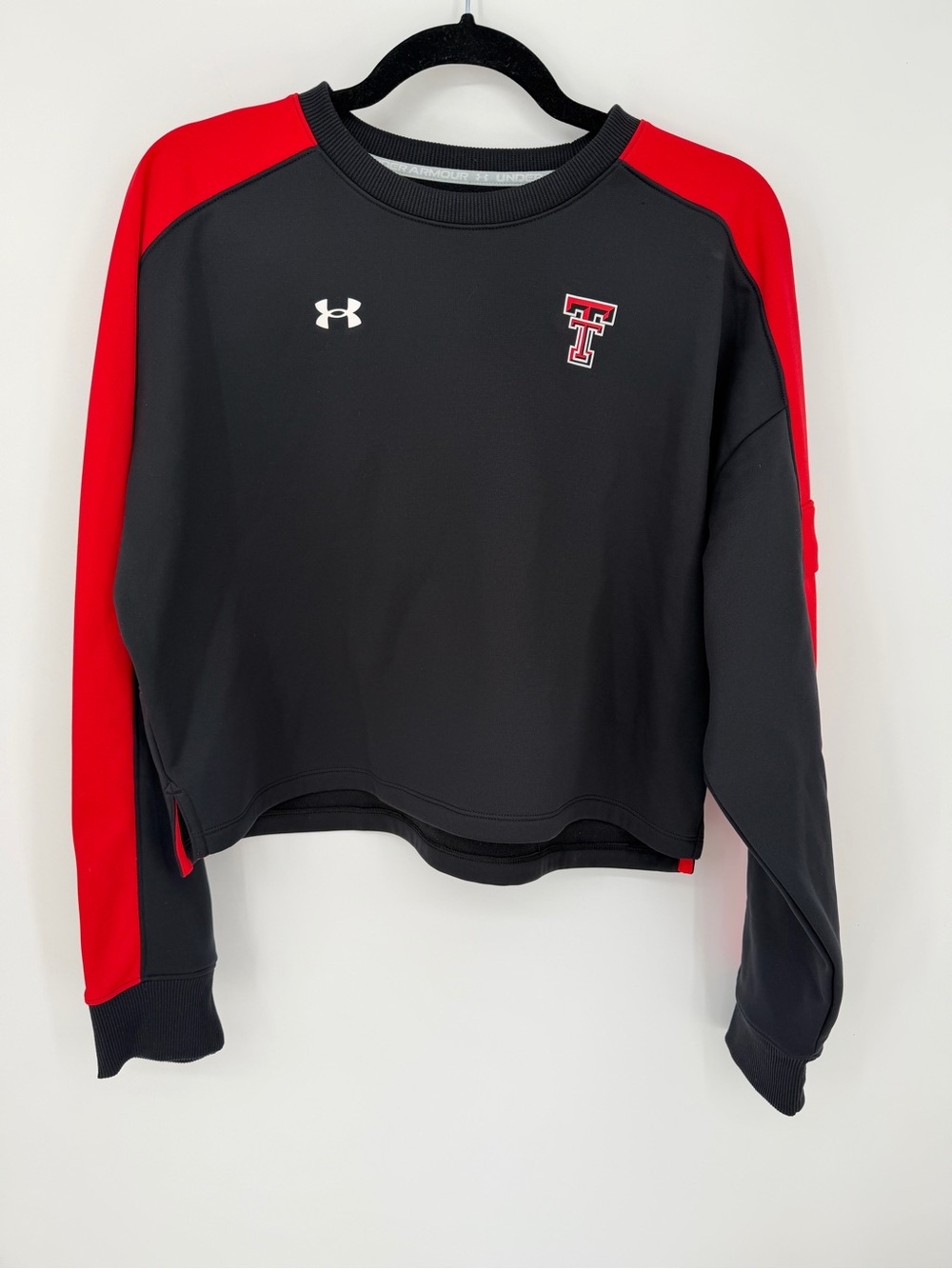 Under Armour Texas tech Black and Red Sweatshirt cropped